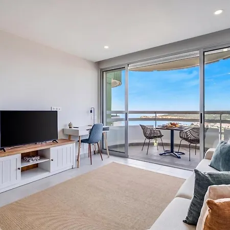 Beachside Bliss In By Lisbeyond דירה פורטימאו