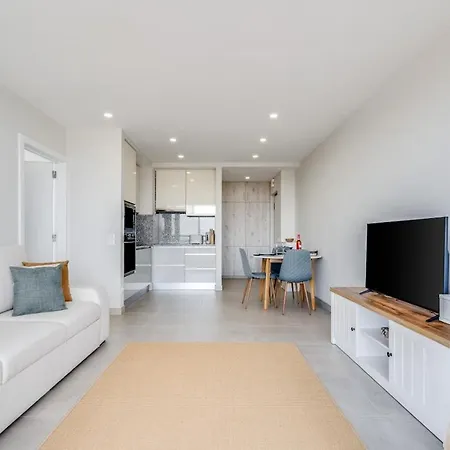 Apartman Beachside Bliss In By Lisbeyond Portimão